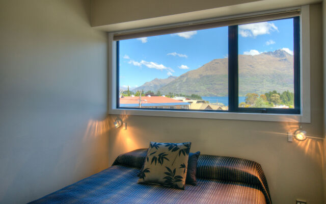 Four Seasons Motel