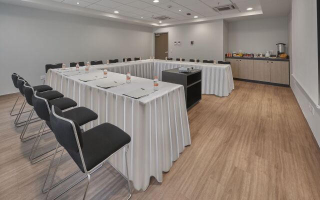 City Express Junior by Marriott Merida Altabrisa