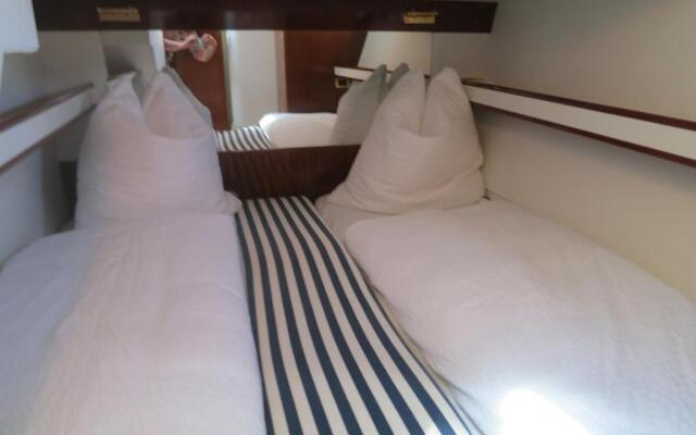 Yacht Summertime 3 Bedrooms
