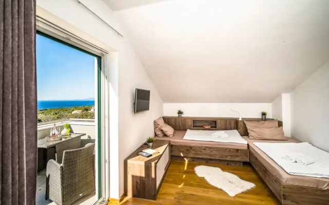 Vila Dana & Thalia - Private pool