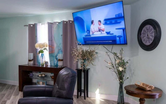 Blizzard's Lighthouse 4 Bedroom Home