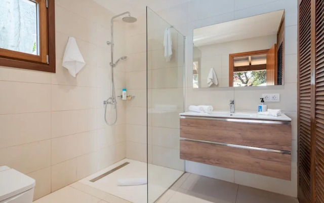 Villa Can Toni in Port de Pollen a