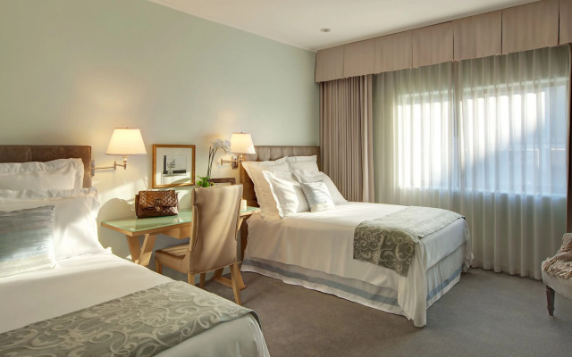 Luxe Hotel Rodeo Drive