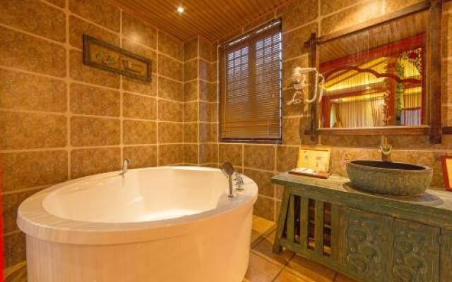 Lijiang Zhuge Inn