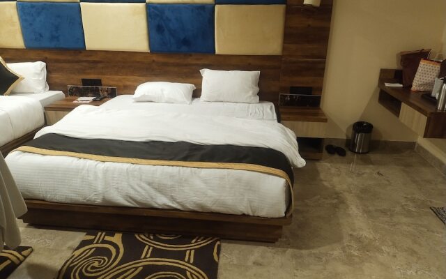 Poddar Residency
