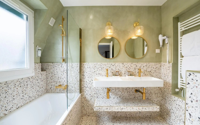 Queens Boutique Hotel