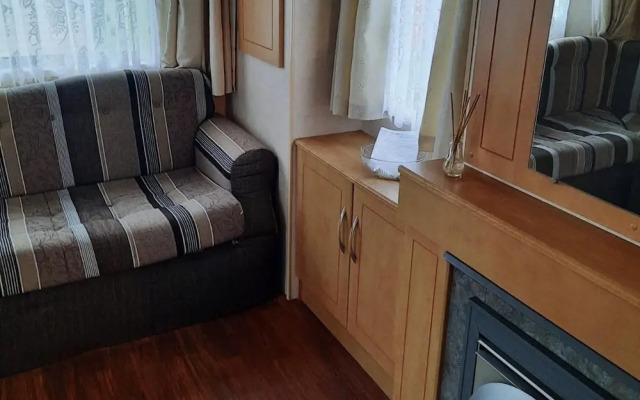 Beautiful 3-bed Static Caravan in Skegness