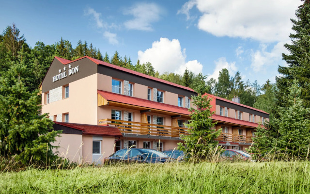 Hotel Bon