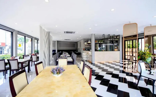 Jasper Hotel Ban Phai