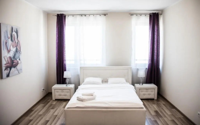 Senator Warsaw Apartments