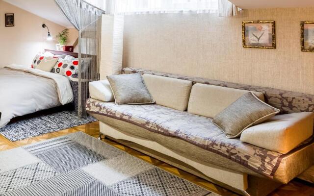 Apartment on Svobody Avenue 47