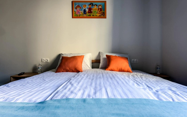 Краківська 17