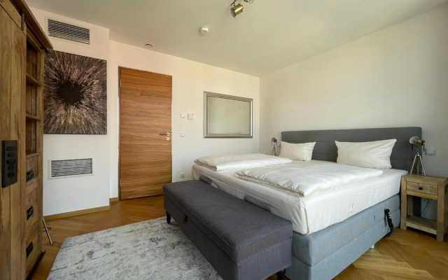 Modernes Apartment An der Frauenkirche II