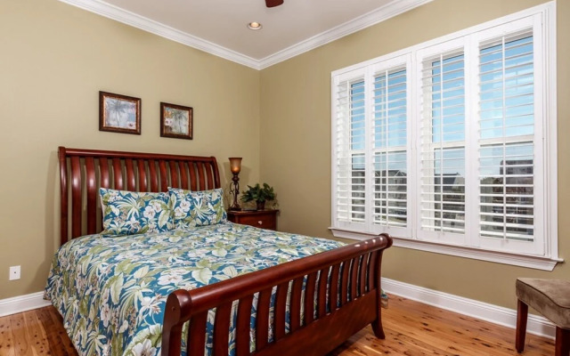 Sandy Beach Pensacola Beach