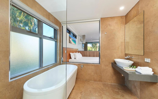 Eight Willows Retreat