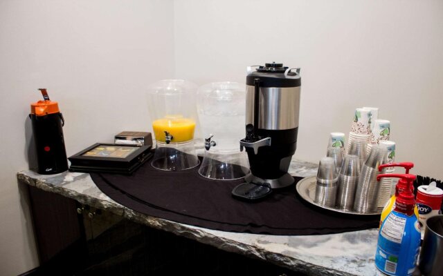 La Quinta Inn & Suites by Wyndham Lubbock Southwest