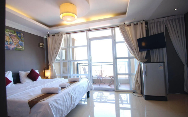 Pillar Hotel