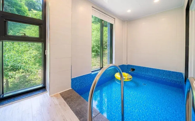 Gapyeong Youkids Poolvilla