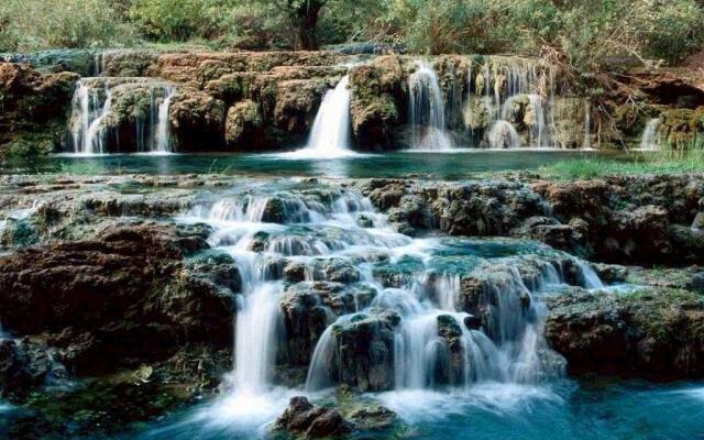 La cascada Townhouse Hotel