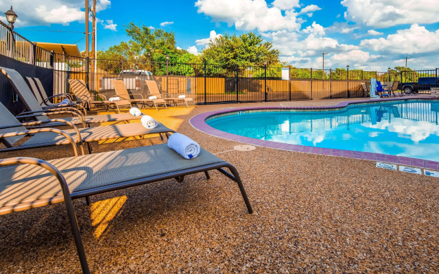 Best Western Executive Inn