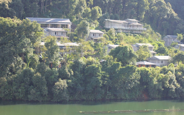 The Begnas Lake Resort & Villas
