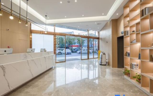 Lvchen Smart Hotel (Taicangyu Branch)