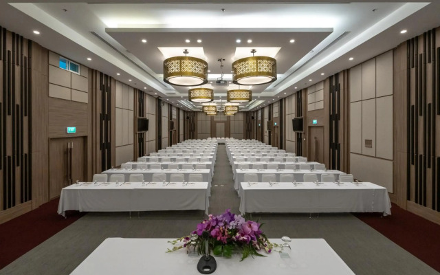 Kantary Hills Hotel and Serviced Apartments