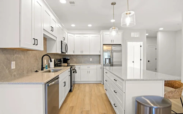 The Loop Downtown By Kasa