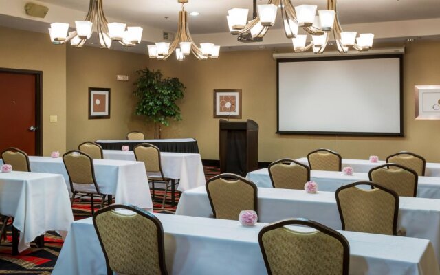 Holiday Inn Oklahoma City Airport by IHG