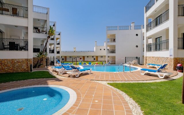 1 Bedroom Apartment By Ideal Homes Short Walk From Old Town Albufeira