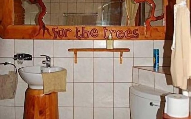 Sycamore Avenue Treehouses