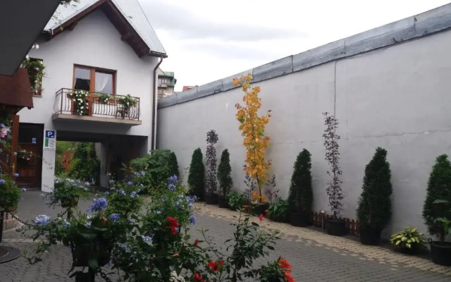 Pokoje do Wynajęcia u Lusi