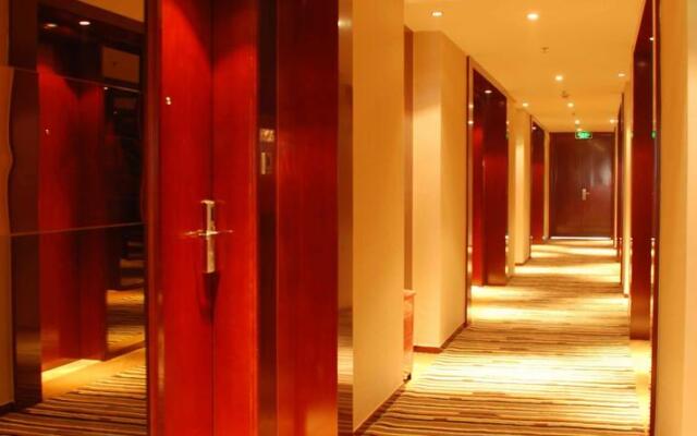 Lianchu Happiness Hotel