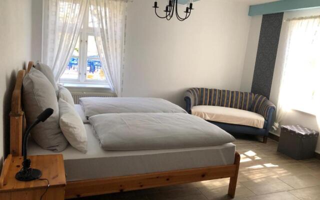 Hotel - Pension ALTES PASTORAT