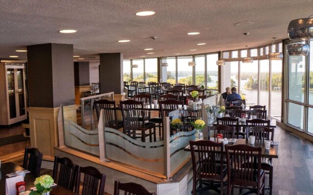 Clarion Lakeside Inn & Conference Centre