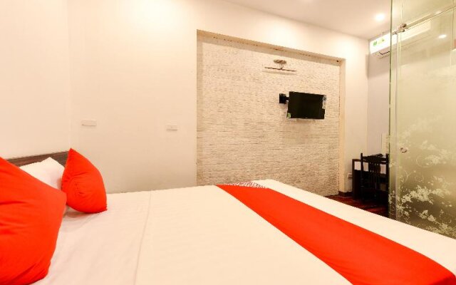 Kim Cuong Hotel 2 by OYO Rooms