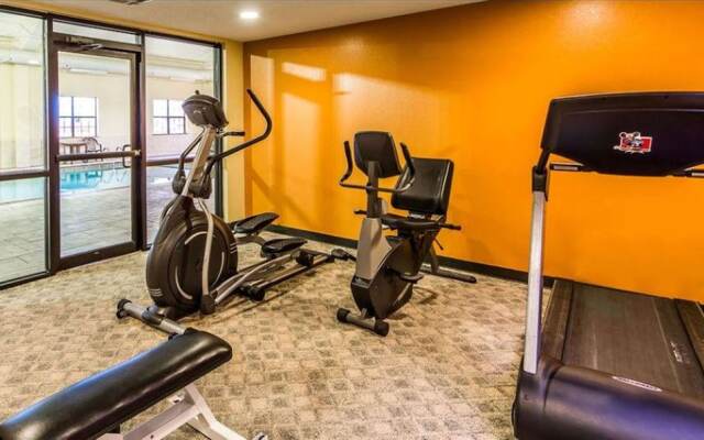 Comfort Inn & Suites