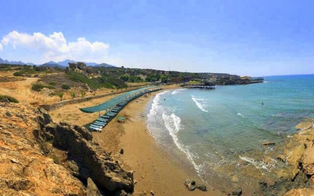 Zambak Seafront Houses & Restaurant & Beach
