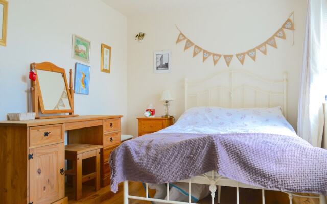 Amazing Quiet 1 Bedroom Flat with Charming Garden