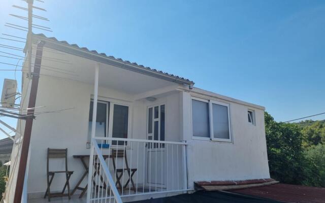 Apartment Pocrnja in Rogoznica