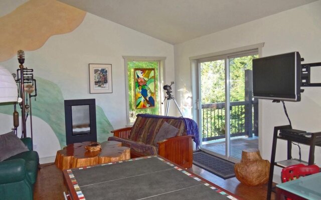 The Gallery House at Port Renfrew