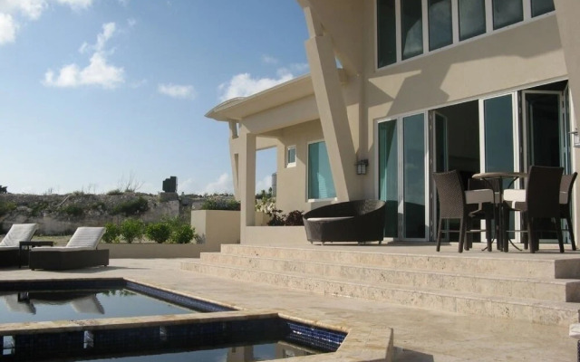 Sky Beach Club Villa Waterfall 2 4 Bedroom Villa