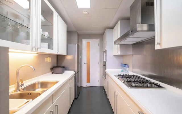 Tyms Elegant 3BR 2BA Apt Near Malls