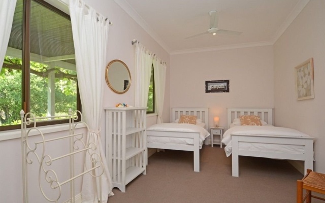 Avoca House – Guest Rooms – Lovedale