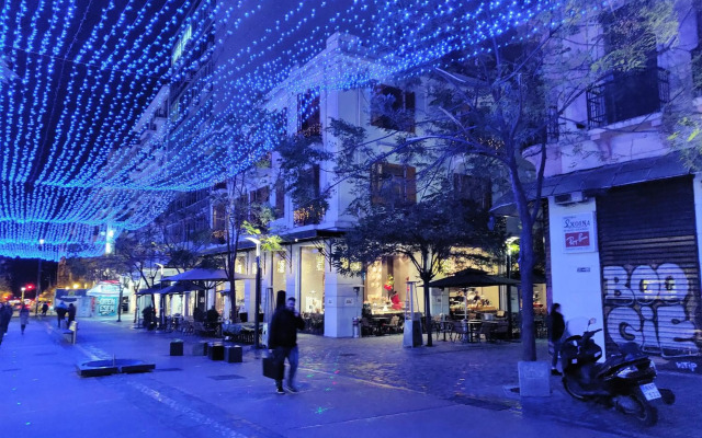 Agias Sofias Street Luxurious Studio