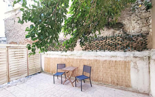 Avli apartment