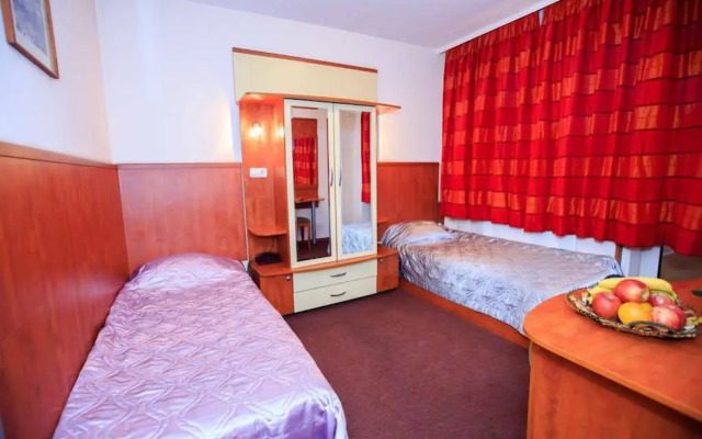 Desudava Hotel