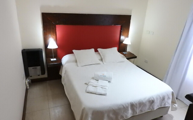 Altos Valeria Apart Hotel