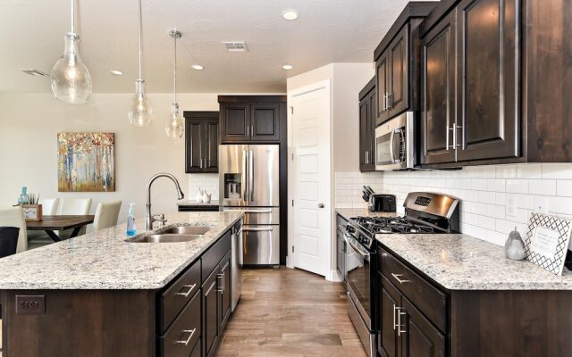 The View At The Escapes