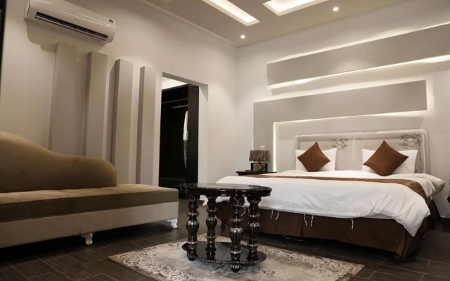 Amaaria Aquapark Resort Villas & Chalet